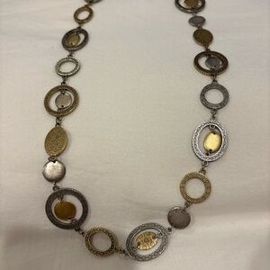 Premier Designs Gold and Silver Circle Link Necklace. 13